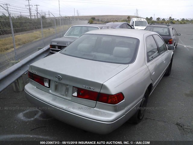 4T1BG22K51U083798 - 2001 TOYOTA CAMRY CE/LE/XLE 灰色 照片 4