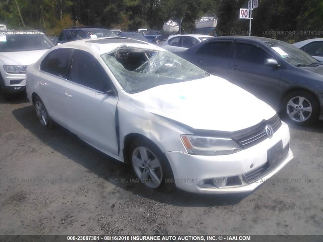 3VW3L7AJ9DM228860 - 2013 VOLKSWAGEN JETTA TDI WHITE photo 1