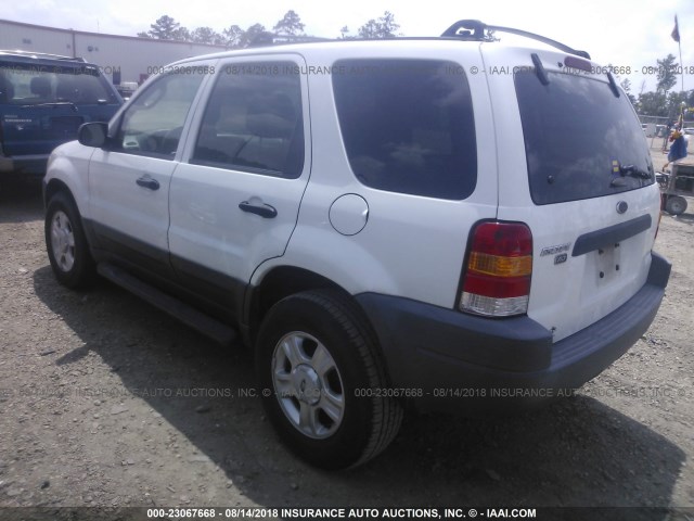 1FMYU03143KE13829 - 2003 FORD ESCAPE XLT WHITE photo 3