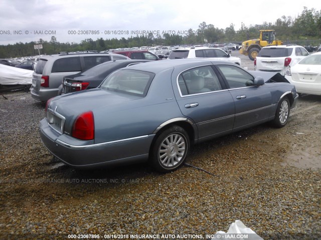 1LNHM81W14Y606581 - 2004 LINCOLN TOWN CAR EXECUTIVE/SIGNATURE ლურჯი ფოტო 4