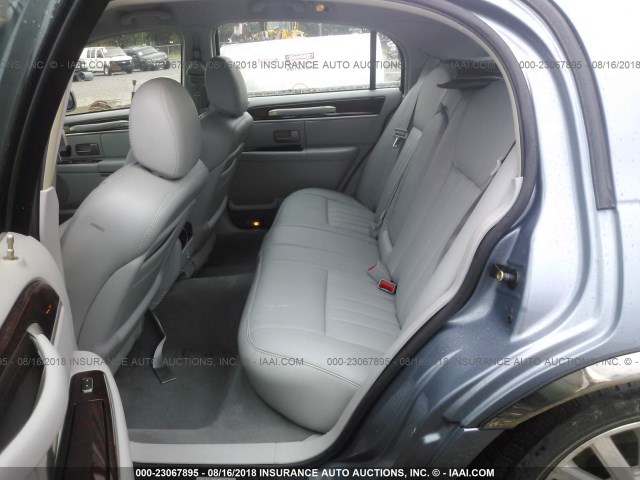 1LNHM81W14Y606581 - 2004 LINCOLN TOWN CAR EXECUTIVE/SIGNATURE ლურჯი ფოტო 8
