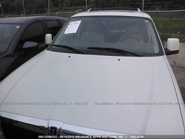 5LMEU88H34ZJ47474 - 2004 LINCOLN AVIATOR WHITE photo 6