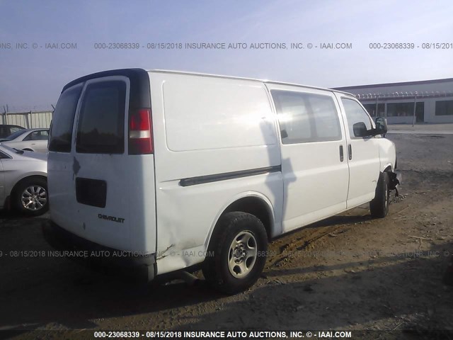 1GCFG15X061232974 - 2006 CHEVROLET EXPRESS G1500  WHITE photo 4