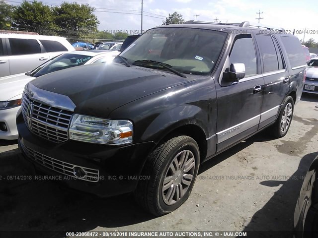 5LMJJ2J50AEJ02466 - 2010 LINCOLN NAVIGATOR BLACK photo 2