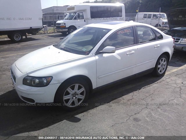 YV1MS382462214788 - 2006 VOLVO S40 2.4I WHITE photo 2