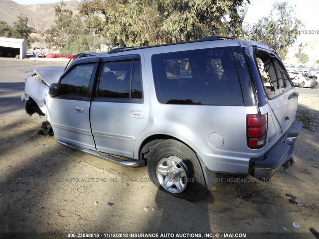 1FMRU15W21LB71486 - 2001 FORD EXPEDITION XLT SILVER photo 3