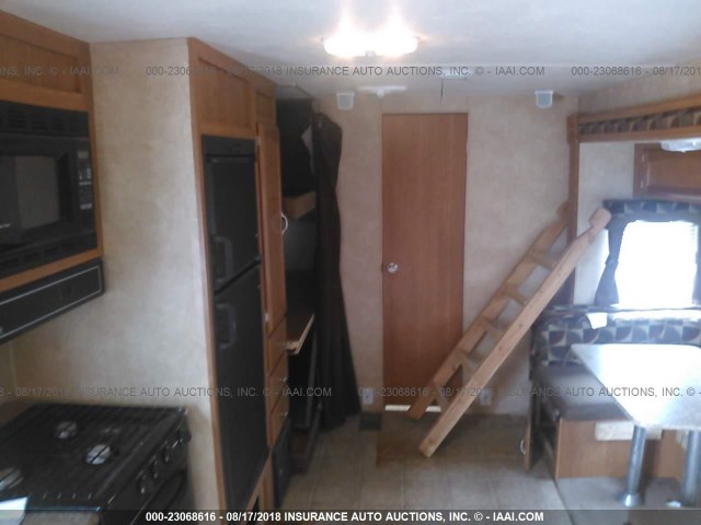 4X4TSMB23AR397689 - 2010 FOREST RIVER SALEM  白色 照片 7