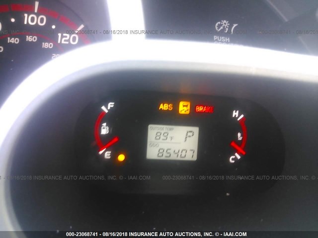 2T1KU4EE2AC464097 - 2010 TOYOTA COROLLA MATRIX  BLACK photo 7