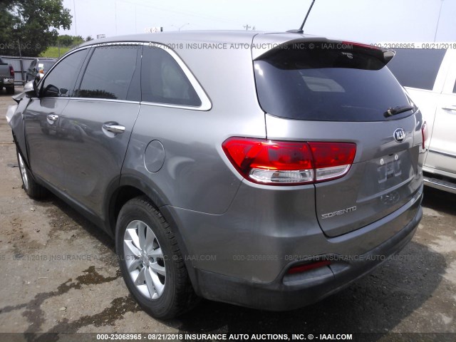 5XYPG4A32JG358609 - 2018 KIA SORENTO LX/L GRAY photo 3