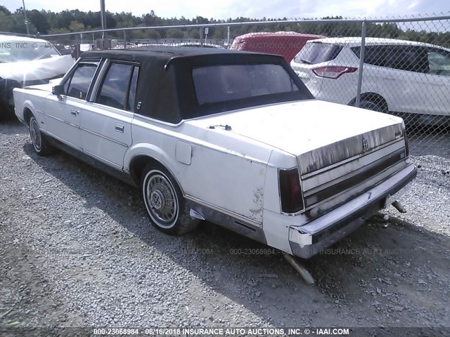 1LNBM82FXKY704364 - 1989 LINCOLN TOWN CAR SIGNATURE WHITE photo 6