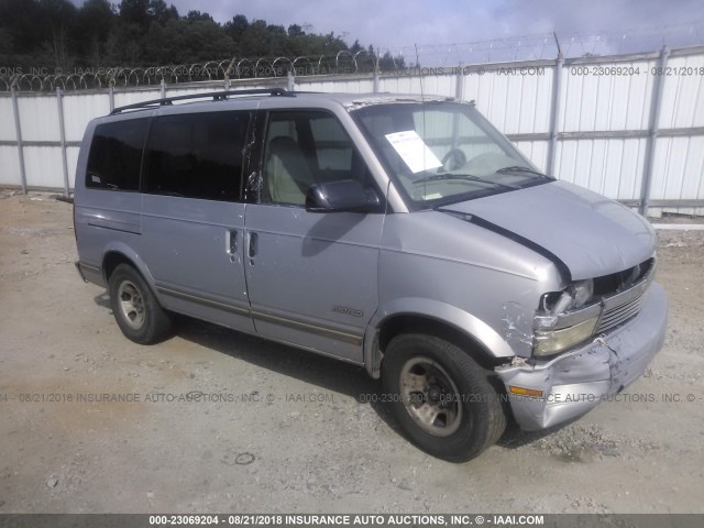 1GNDM19W8WB177760 - 1998 CHEVROLET ASTRO SILVER photo 1