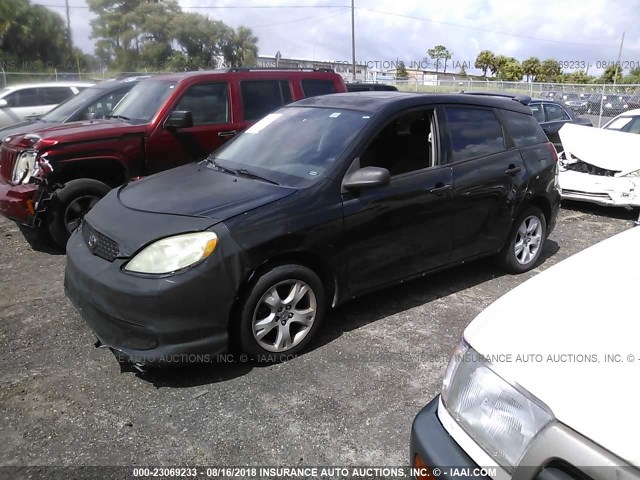 2T1KR32E94C226204 - 2004 TOYOTA COROLLA MATRIX XR BLACK photo 2