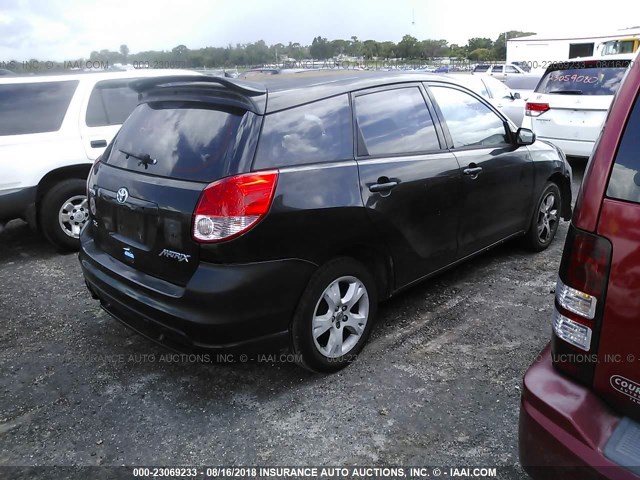 2T1KR32E94C226204 - 2004 TOYOTA COROLLA MATRIX XR BLACK photo 4
