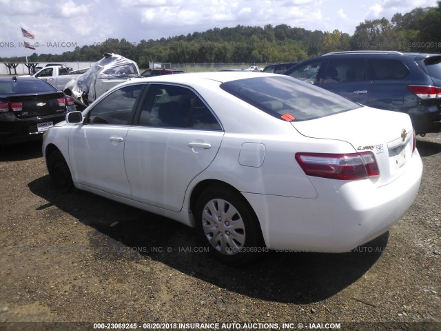 4T1BE46K59U806556 - 2009 TOYOTA CAMRY SE/LE/XLE WHITE photo 3