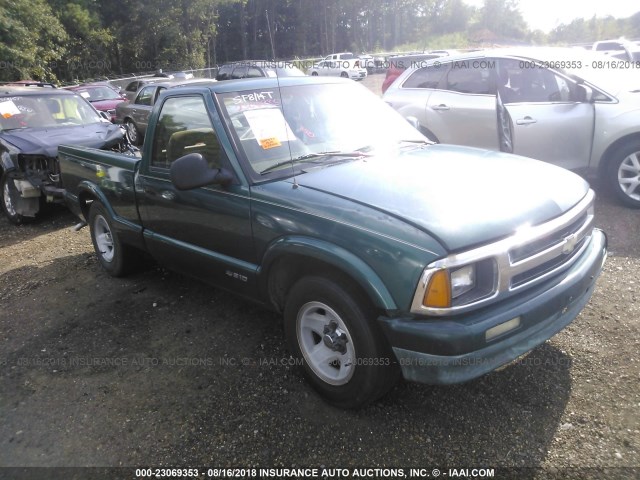 1GCCS1447V8129002 - 1997 CHEVROLET S TRUCK S10 GREEN photo 1