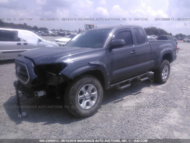 5TFRX5GN3HX089907 - 2017 TOYOTA TACOMA ACCESS CAB/SR/SR5 GRAY photo 2