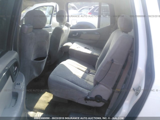 1GKES16S066105095 - 2006 GMC ENVOY XL Белый фото 8