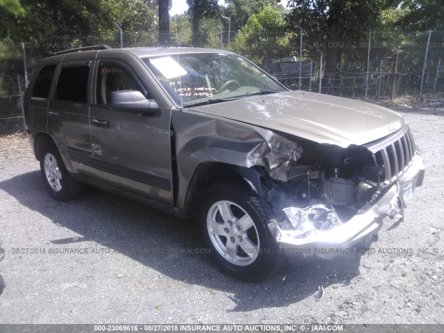 1J4GR48KX5C529201 - 2005 JEEP GRAND CHEROKEE LAREDO/COLUMBIA/FREEDOM 金色 照片 1
