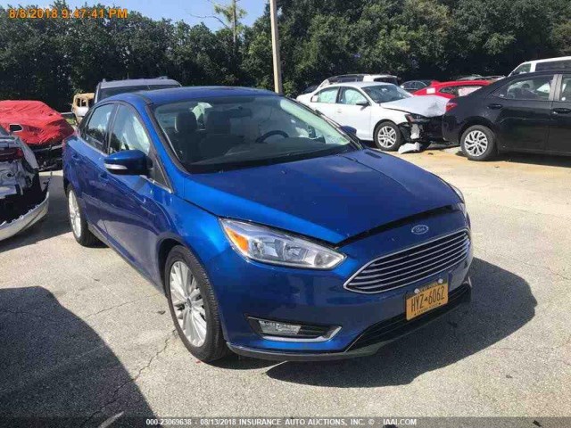 1FADP3J2XJL316901 - 2018 FORD FOCUS TITANIUM BLUE photo 17