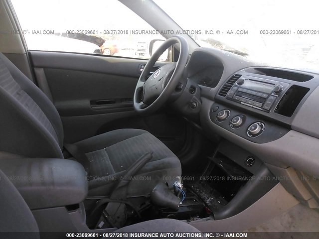 4T1BE32K36U696943 - 2006 TOYOTA CAMRY LE/XLE/SE Qara foto 5