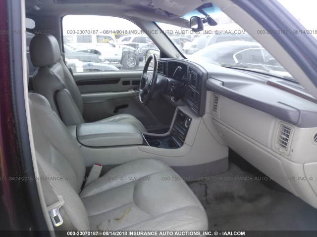 1GYEK63N54R314667 - 2004 CADILLAC ESCALADE LUXURY MAROON photo 5