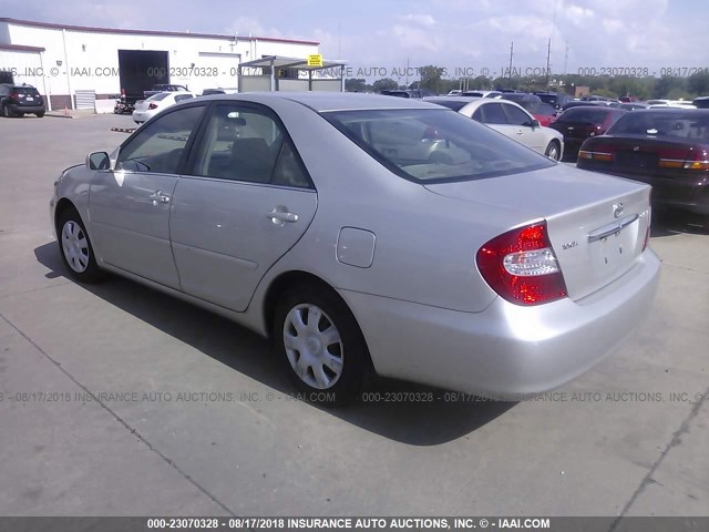 4T1BE32K52U528652 - 2002 TOYOTA CAMRY LE/XLE/SE Gümüş foto 3
