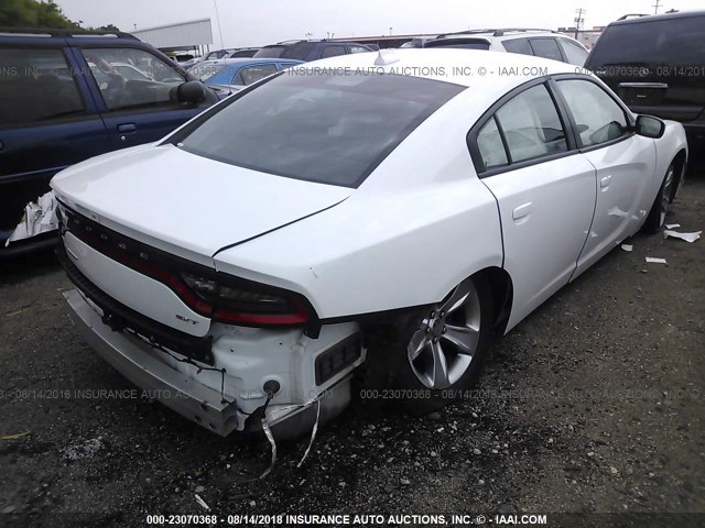 2C3CDXHG7JH124778 - 2018 DODGE CHARGER SXT PLUS WHITE photo 4