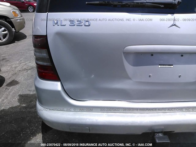 4JGAB54E1YA199370 - 2000 MERCEDES-BENZ ML 320 SILVER photo 6