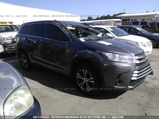 5TDZZRFHXJS243876 - 2018 TOYOTA HIGHLANDER LE/LE PLUS GRAY photo 1