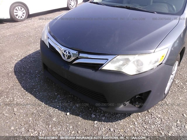 4T1BF1FKXCU134965 - 2012 TOYOTA CAMRY SE/LE/XLE GRAY photo 6