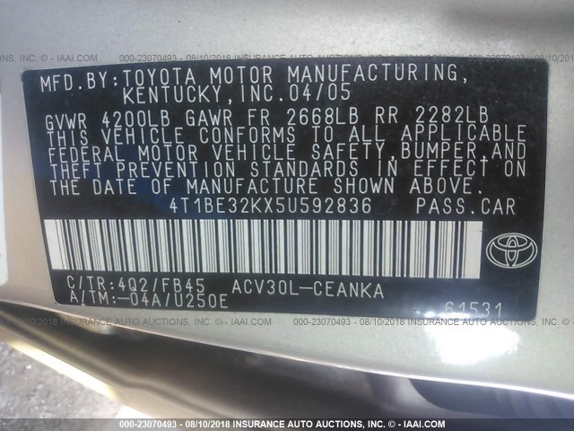 4T1BE32KX5U592836 - 2005 TOYOTA CAMRY LE/XLE/SE 金色 照片 9