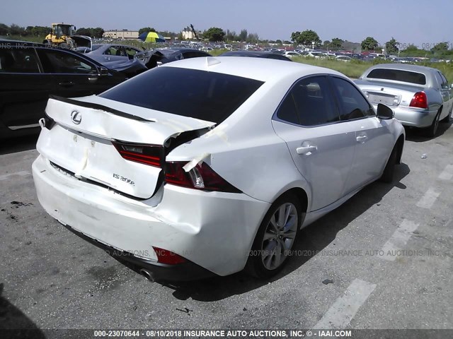 JTHBA1D2XG5006522 - 2016 LEXUS IS 200T WHITE photo 4