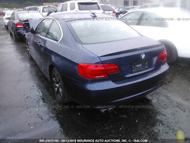 WBAKF5C5XBE517742 - 2011 BMW 328 XI SULEV BLUE photo 3