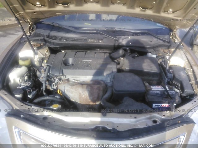 4T4BF3EK9BR155730 - 2011 TOYOTA CAMRY SE/LE/XLE ოქროსფერი ფოტო 10