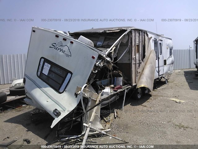 4X4TSEJ20YA023377 - 2000 SIERRA 27FKSS  WHITE photo 4