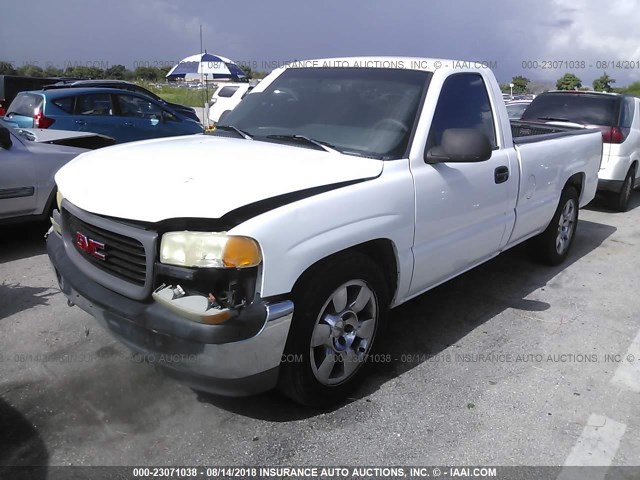 1GTEC14WXYE199056 - 2000 GMC NEW SIERRA C1500 WHITE photo 2