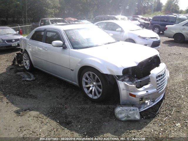 2C3LA73W47H608987 - 2007 CHRYSLER 300C SRT-8 SILVER photo 1