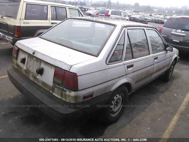 1Y1SK5149JZ067965 - 1988 CHEVROLET NOVA SILVER photo 4