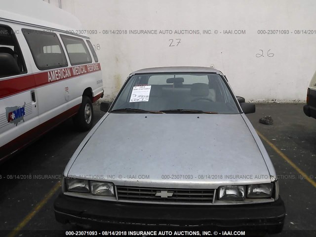 1Y1SK5149JZ067965 - 1988 CHEVROLET NOVA SILVER photo 6