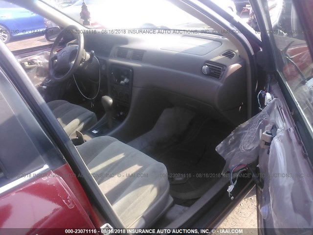 4T1BG22K8YU975134 - 2000 TOYOTA CAMRY CE/LE/XLE 栗色 照片 5