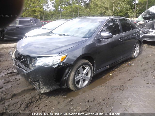 4T1BF1FK9EU342113 - 2014 TOYOTA CAMRY L/SE/LE/XLE Boz foto 2