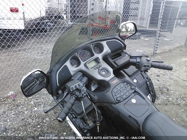 1HFSC47062A104623 - 2002 HONDA GL1800 BLACK photo 5