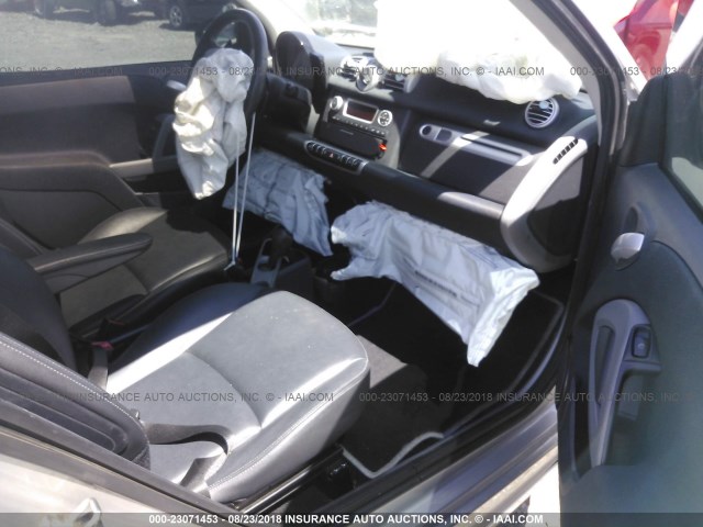 WMEEJ3BA8CK558084 - 2012 SMART FORTWO PURE/PASSION WHITE photo 5