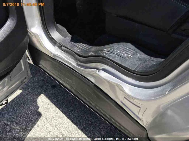 1FM5K7F8XJGA27782 - 2018 FORD EXPLORER LIMITED SILVER photo 11