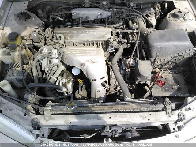 4T1BG22K1VU792637 - 1997 TOYOTA CAMRY CE/LE/XLE 银色 照片 10