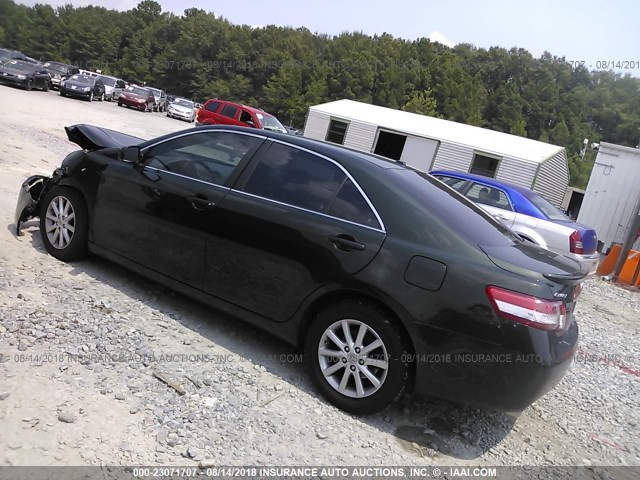 4T1BK3EK5BU617724 - 2011 TOYOTA CAMRY SE/LE/XLE GREEN photo 3