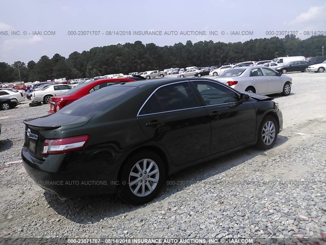 4T1BK3EK5BU617724 - 2011 TOYOTA CAMRY SE/LE/XLE GREEN photo 4