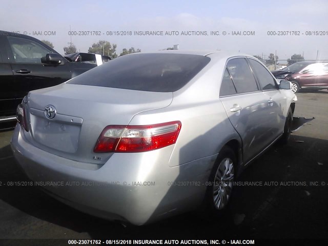 4T1BE46K97U509240 - 2007 TOYOTA CAMRY NEW GENERAT CE/LE/XLE/SE SILVER photo 4