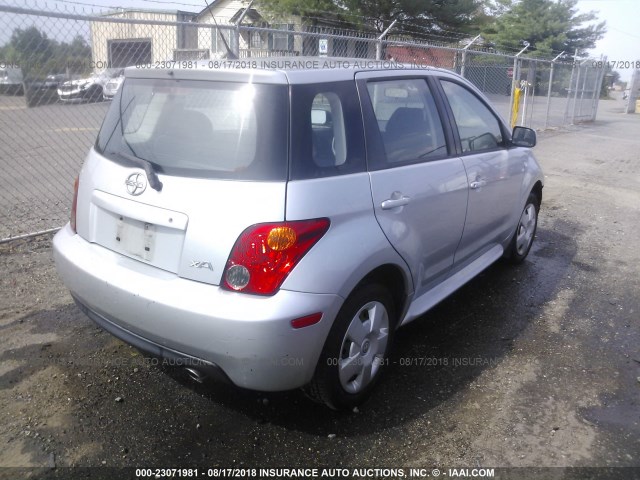JTKKT624X50107897 - 2005 TOYOTA SCION XA SILVER photo 4