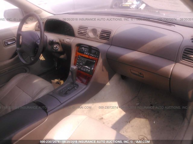 JNKAY21D3TM304347 - 1996 INFINITI J30 GOLD photo 5